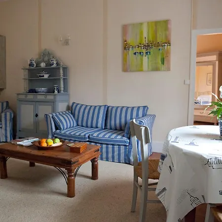 De Gensac Apartamento *